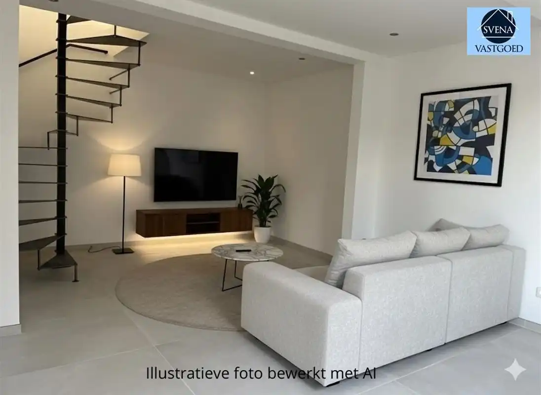 ZEER RUIME WONING MET 4 SLAAPKAMERS EN 2 GARAGES foto 4