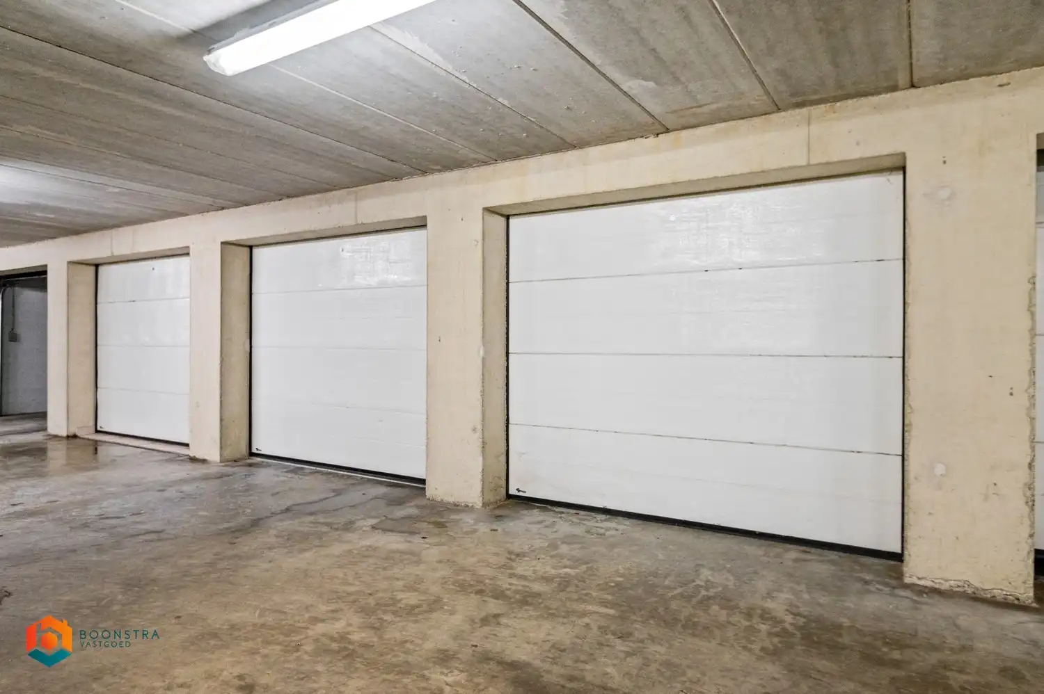 Lichtrijk duplexappartement met 2 slpkrs te Putte foto 17