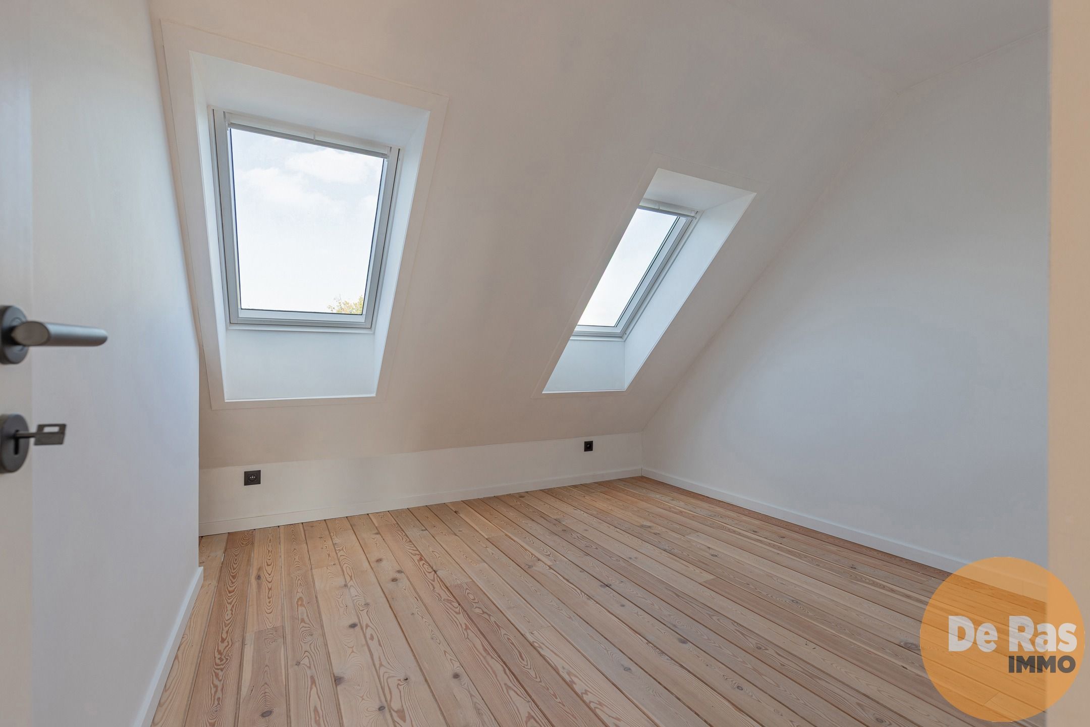 WETTEREN - Gezellige nieuwbouwwoning op uitstekende locatie foto 15