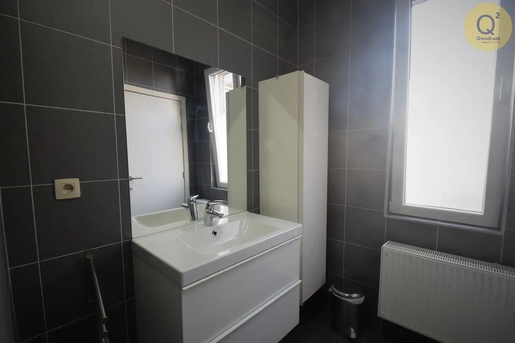 Riant opbrengsteigendom op de Bredabaan te Merksem foto 18