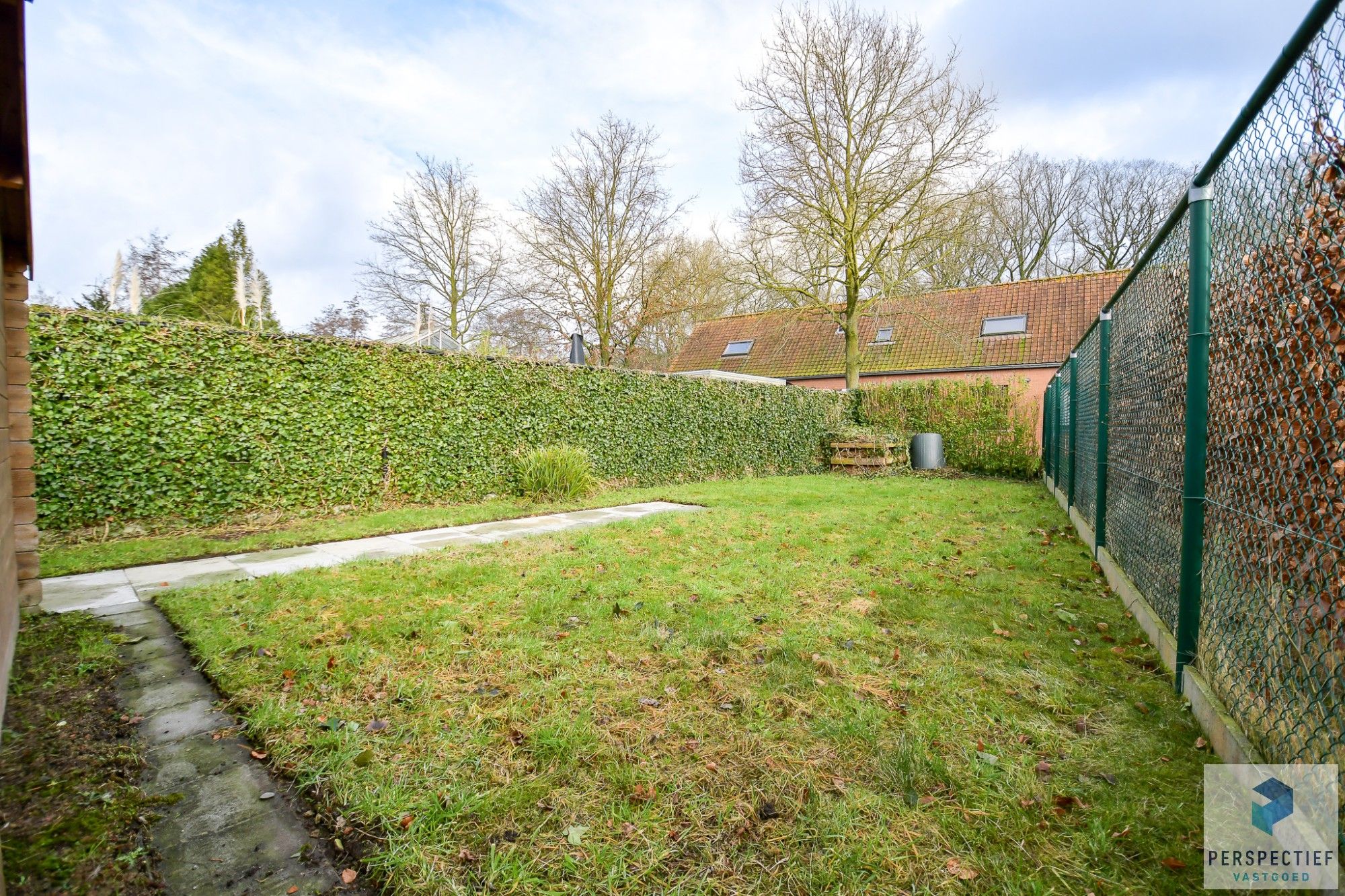 GROTE WONING met TUIN - 6 SLPK & GROTE GARAGE foto 23