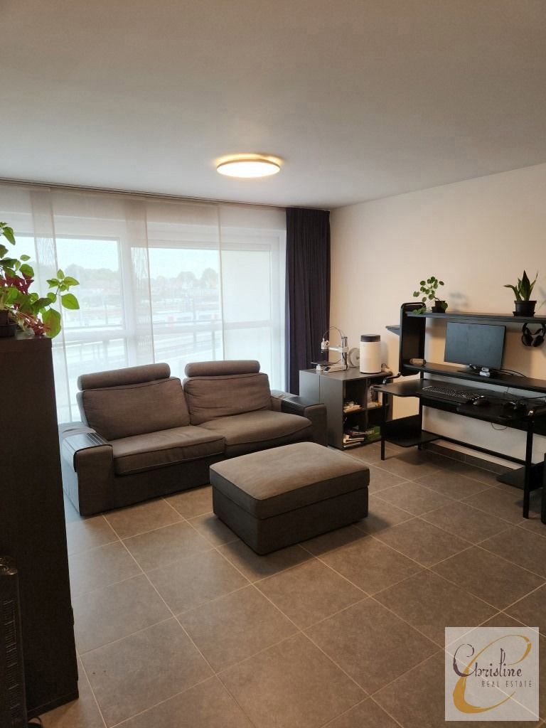 Modern instapklaar appartement met 1 slaapkamer. Topligging foto 2