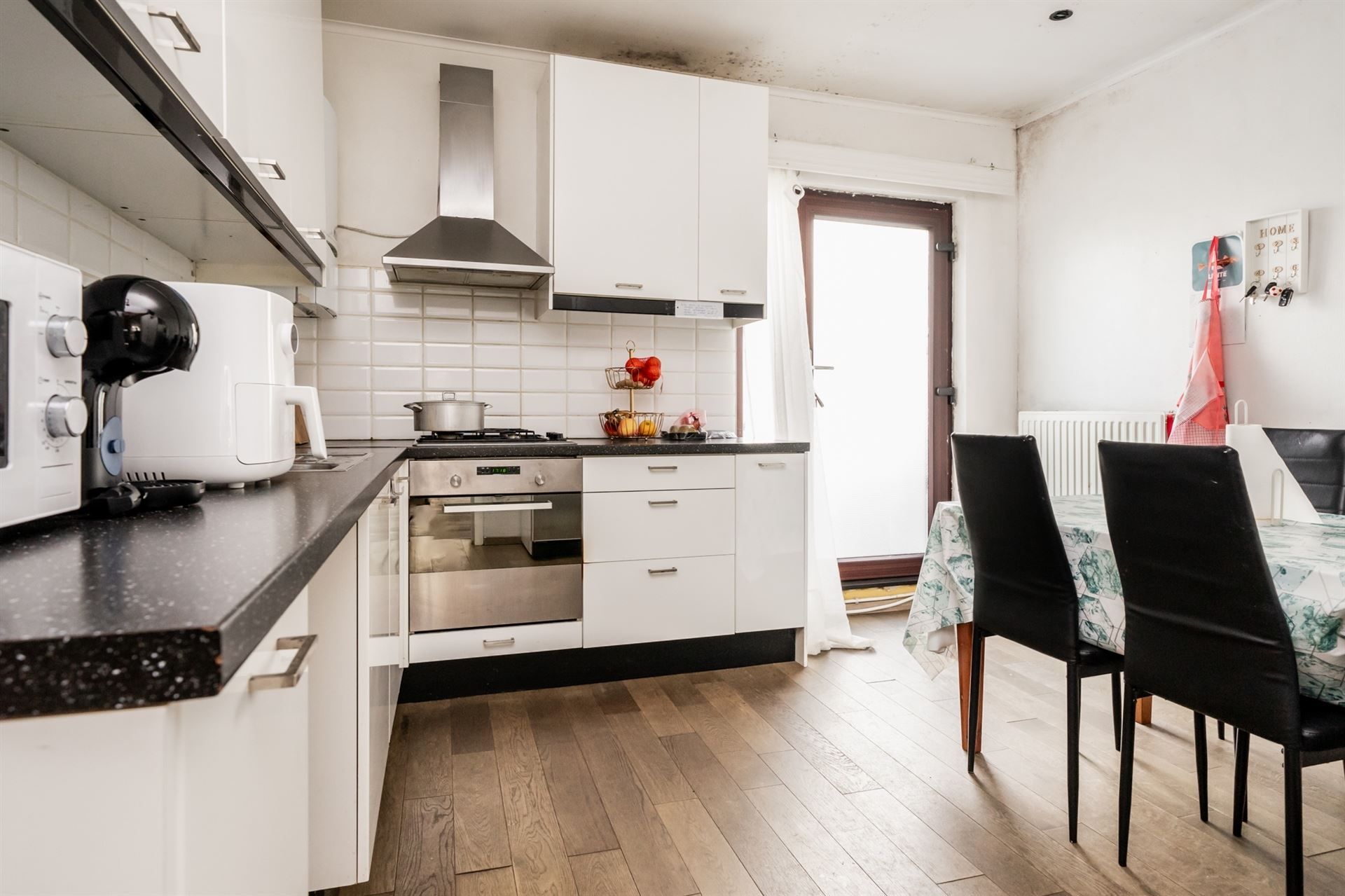 Duplex app met 3 slpks, terras en garage. foto 6