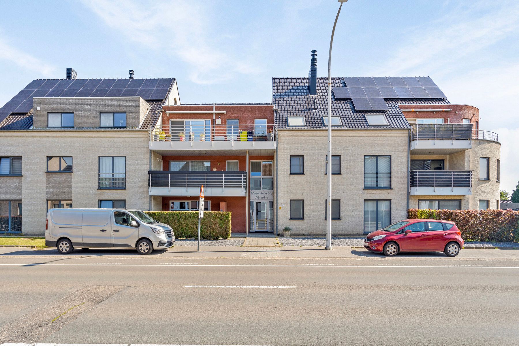 PRACHTIG APPARTEMENT MET 3 SLAAPKAMERS EN TERRAS foto 1