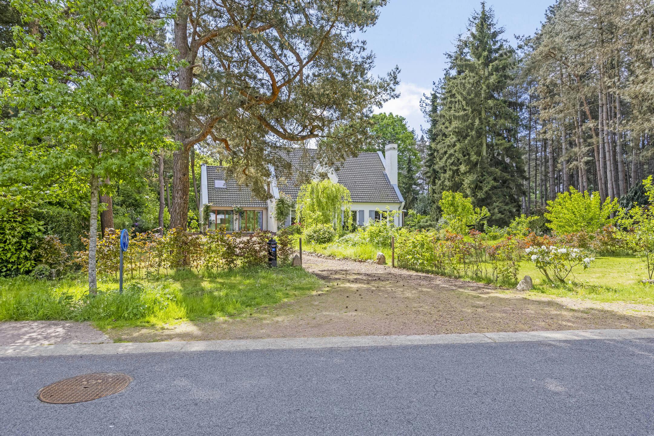 Villa met vakantiewoning te koop in Maasmechelen foto 39