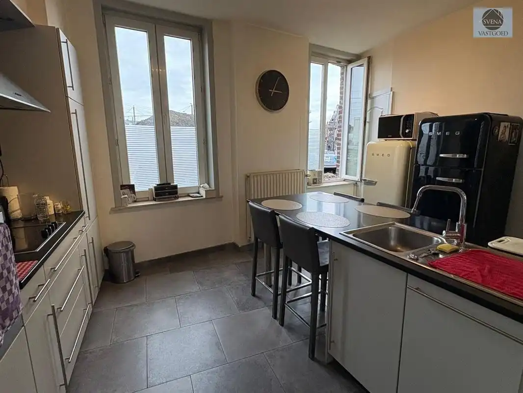 ZEER GOED GELEGEN WONING NABIJ CENTRUM foto 3