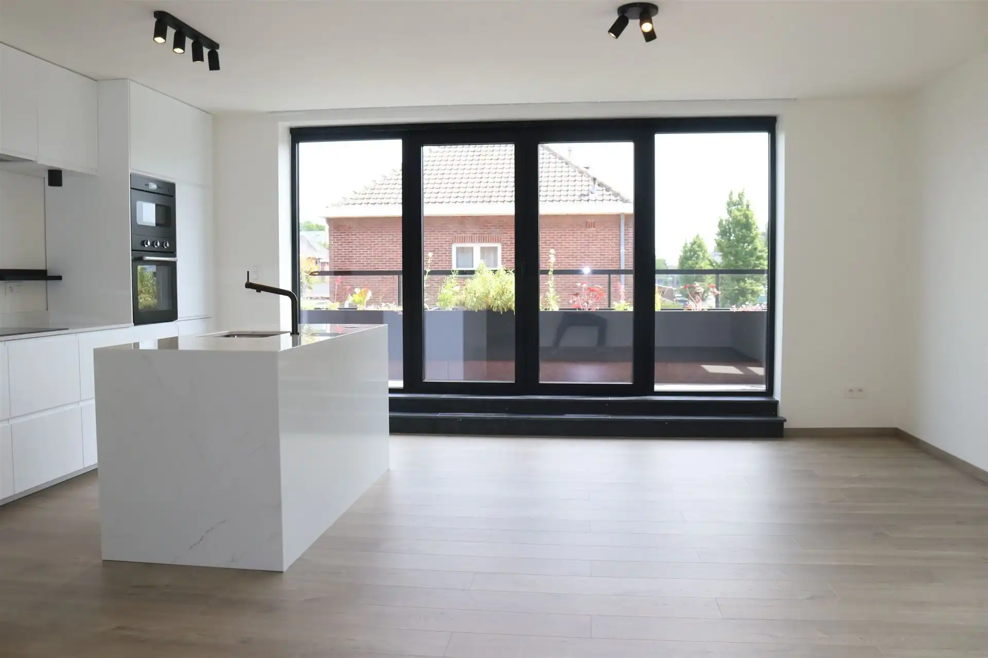 Appartement met 1 slaapkamer en groot terras foto 4