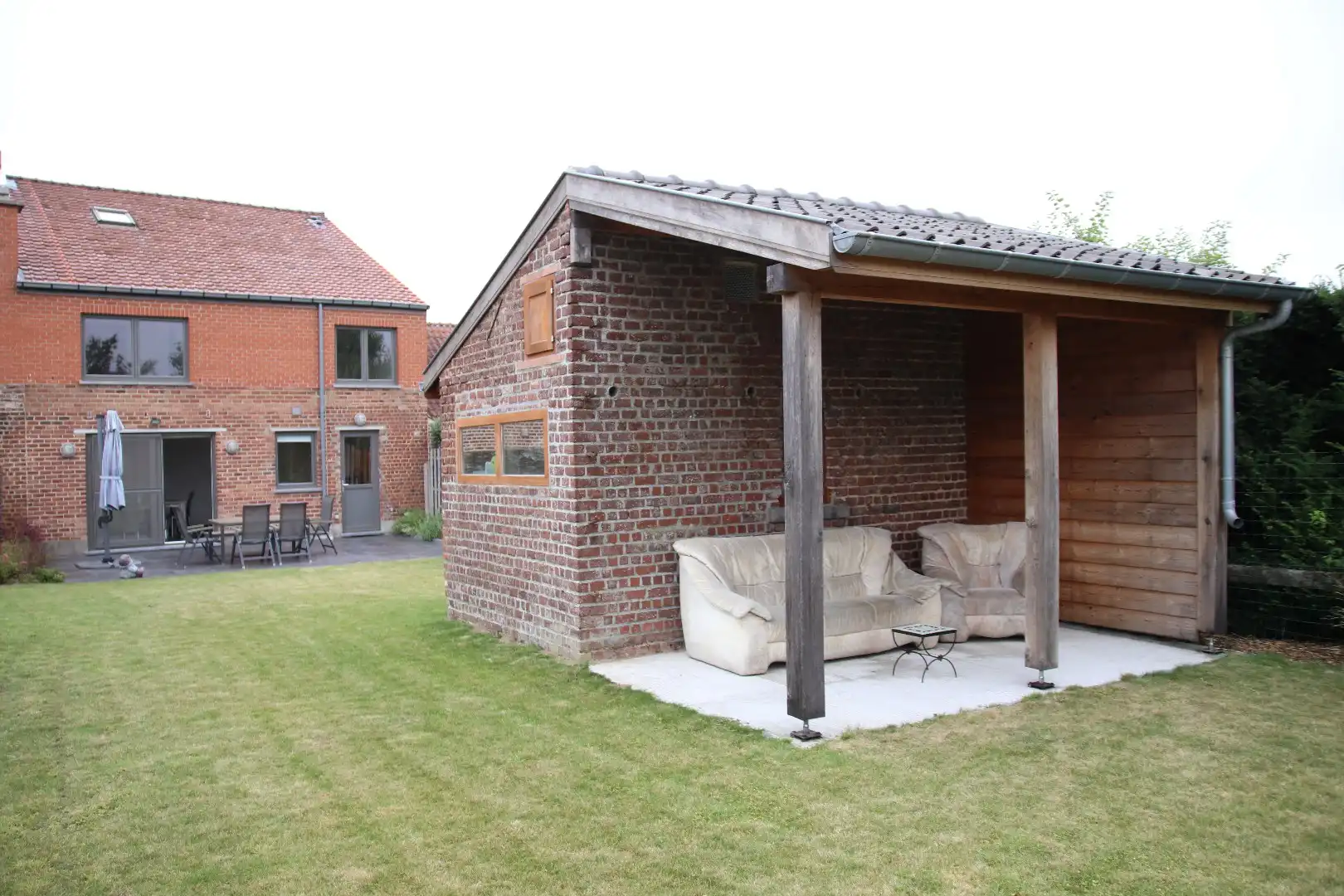 Woning te huur met 3 slaapkamers, terras, tuin en tuinhuis foto 19