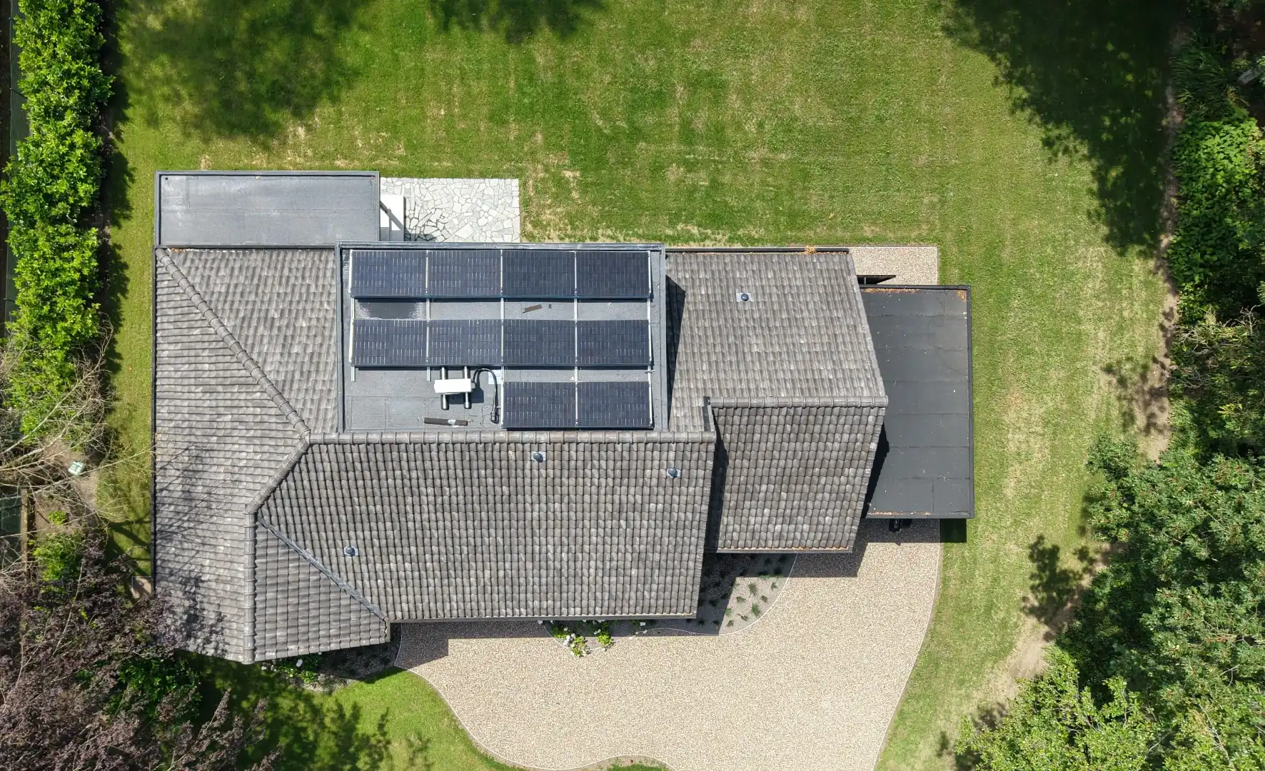 Rustig gelegen eniergiezuinige instapklare luxueuze villa op een West-perceel van 2.198 m² te Zoersel foto 22