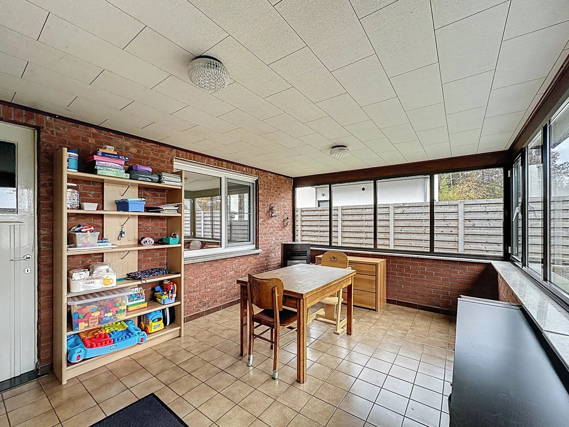 Op te frissen woning met 3 slaapkamers, op een groot perceel, eventueel 2 bouwplaatsen foto 18