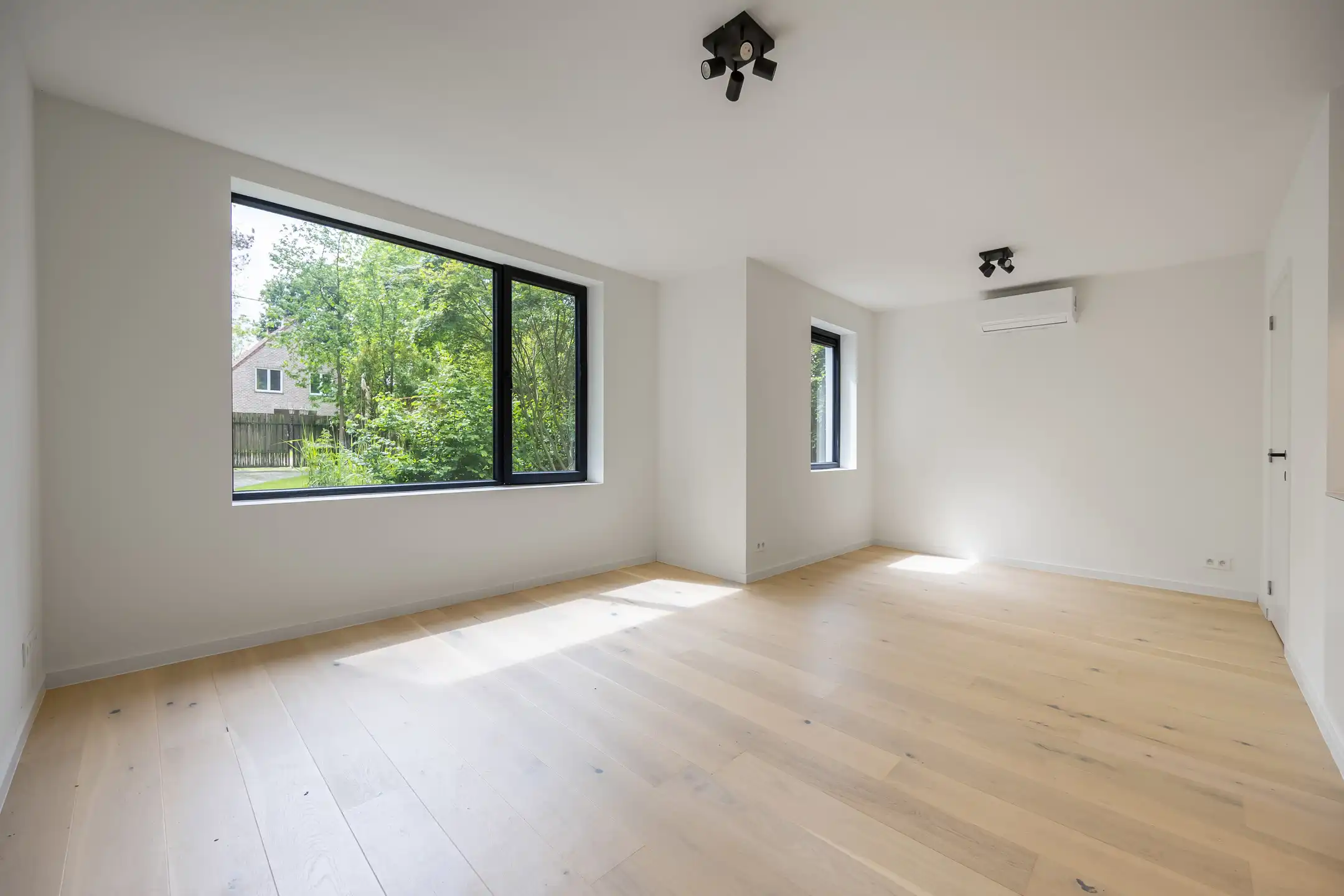 Gerenoveerde laagbouw Woning (EPC A) met Exotische Tuin  foto 11