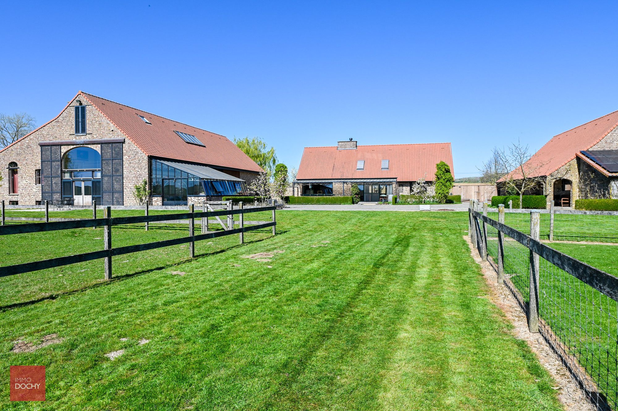 Landelijk en rustig gelegen hoeve met vakantiewoning foto 11