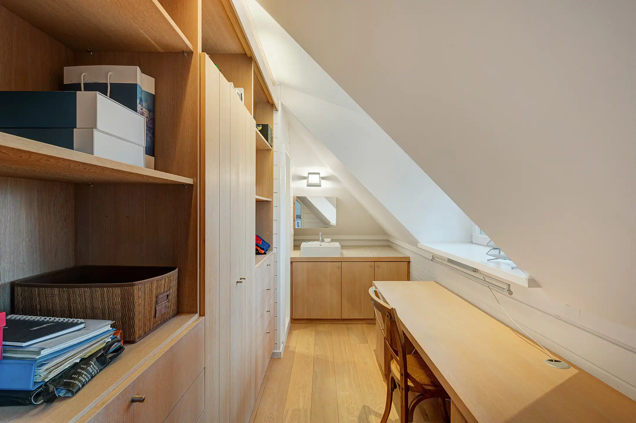 Exclusieve villa met zwembad en panoramisch polderzicht foto 26