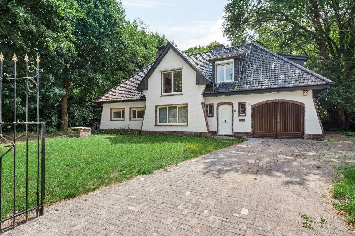 Unieke landelijke woning midden in het groen - pure rust en charme! foto {{pictureIndex}}