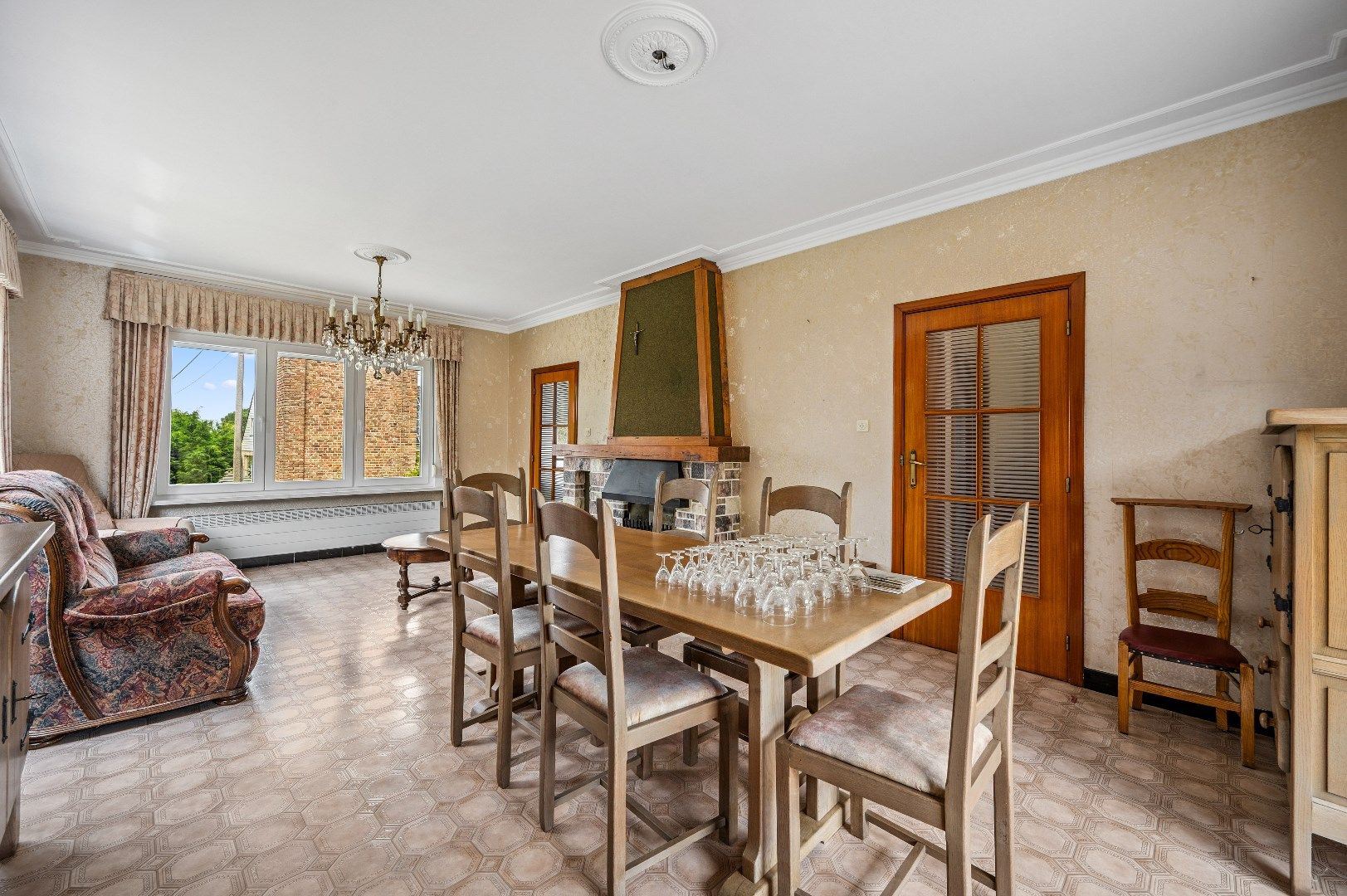 Ruime open bebouwing met tuin, terras, garage en 3 slaapkamers in Wange foto 8