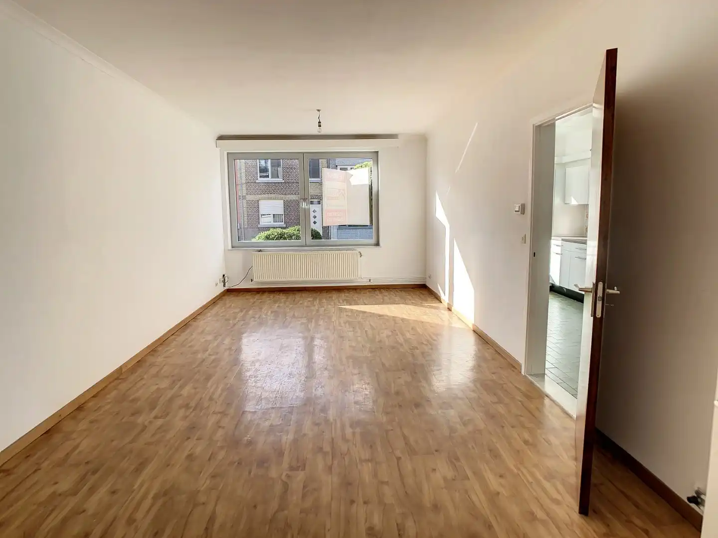 Goed gelegen appartement met 2 slaapkamers, kelder en garage te Tongeren foto 3