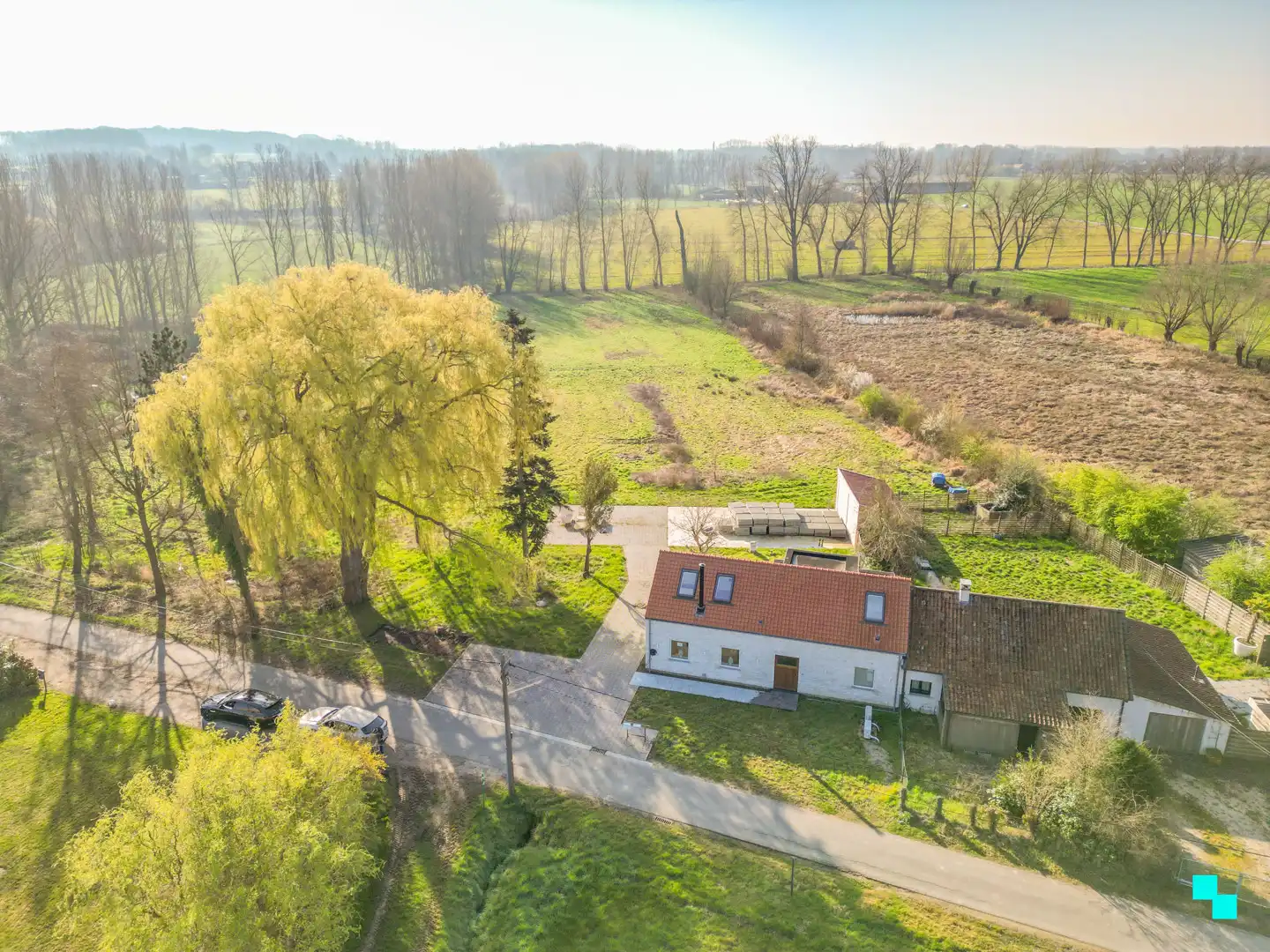 Recent gerenoveerde woning in Valleigebied foto 35