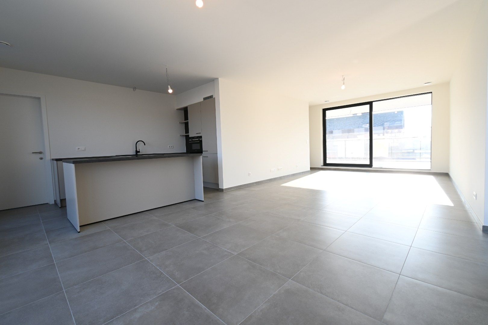 Knap nieuwbouwappartement op de eerste verdieping in centrum Hoeselt foto 10