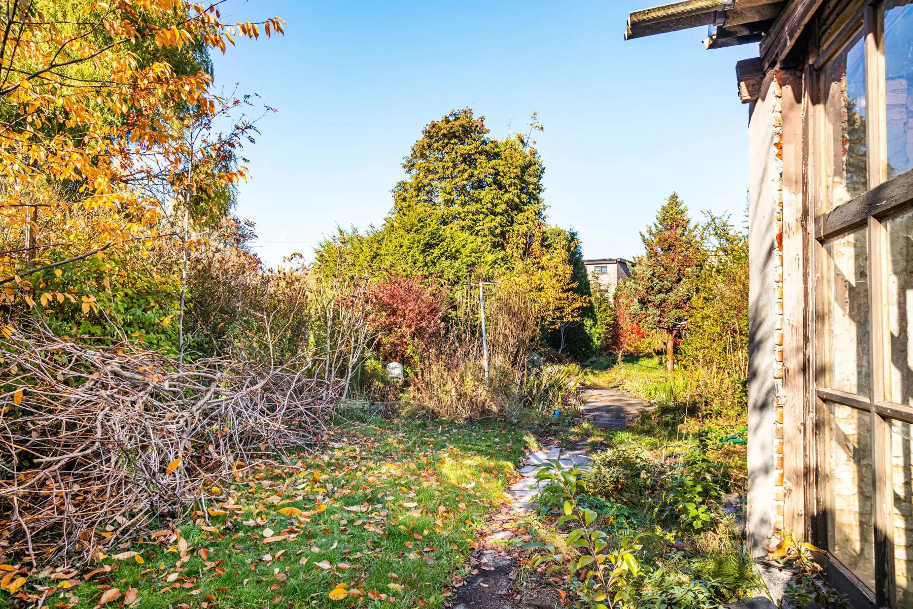 Renovatieproject op ruim perceel foto 28