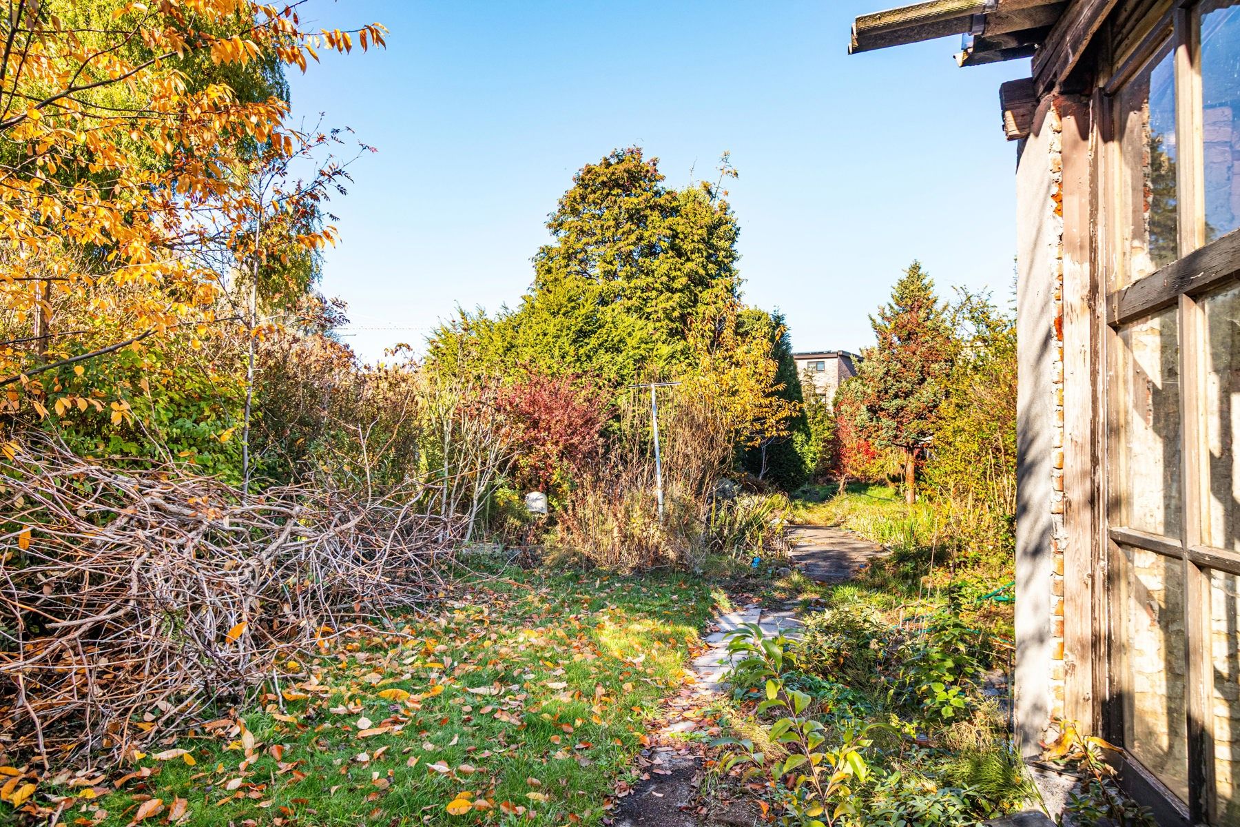 Renovatieproject op ruim perceel foto 28