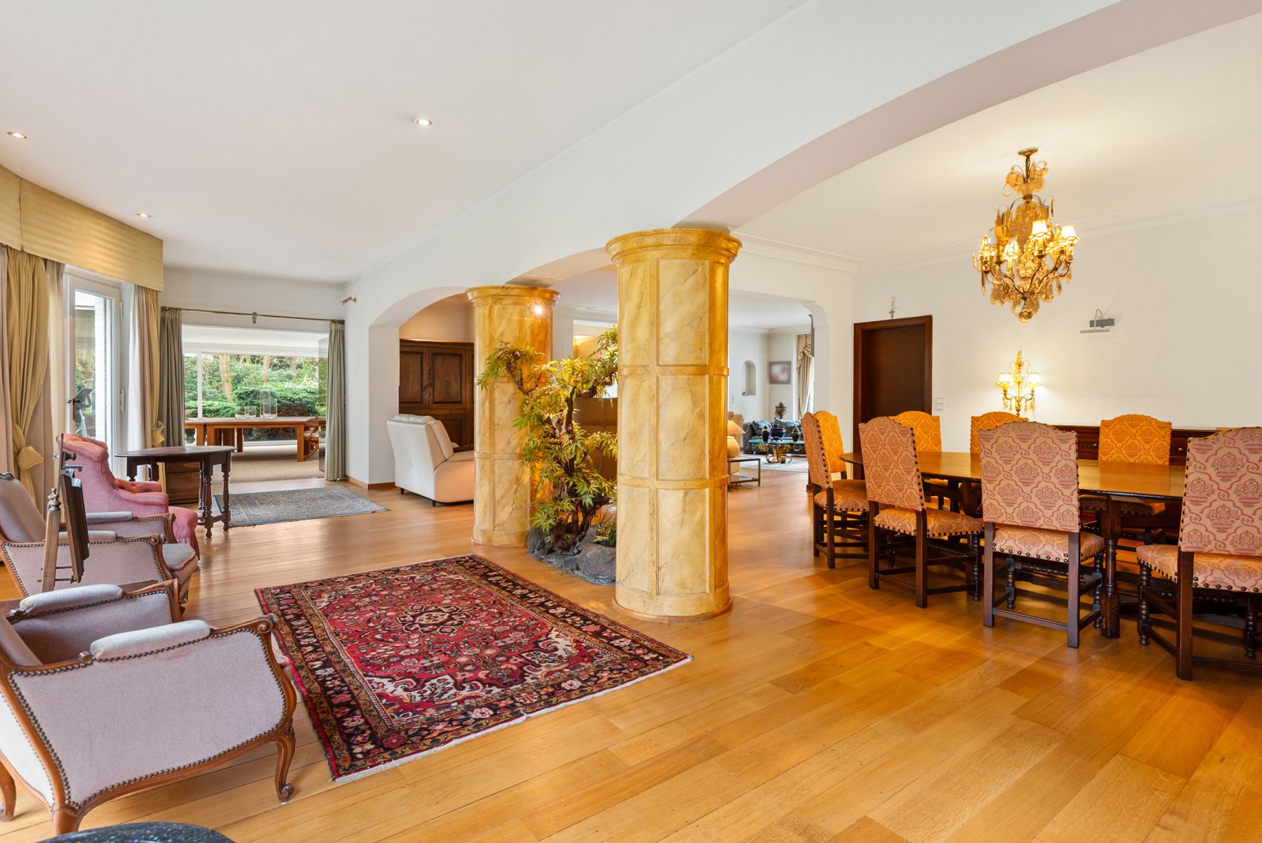 Te renoveren villa met naastgelegen bouwgrond op 6000 m². foto 11