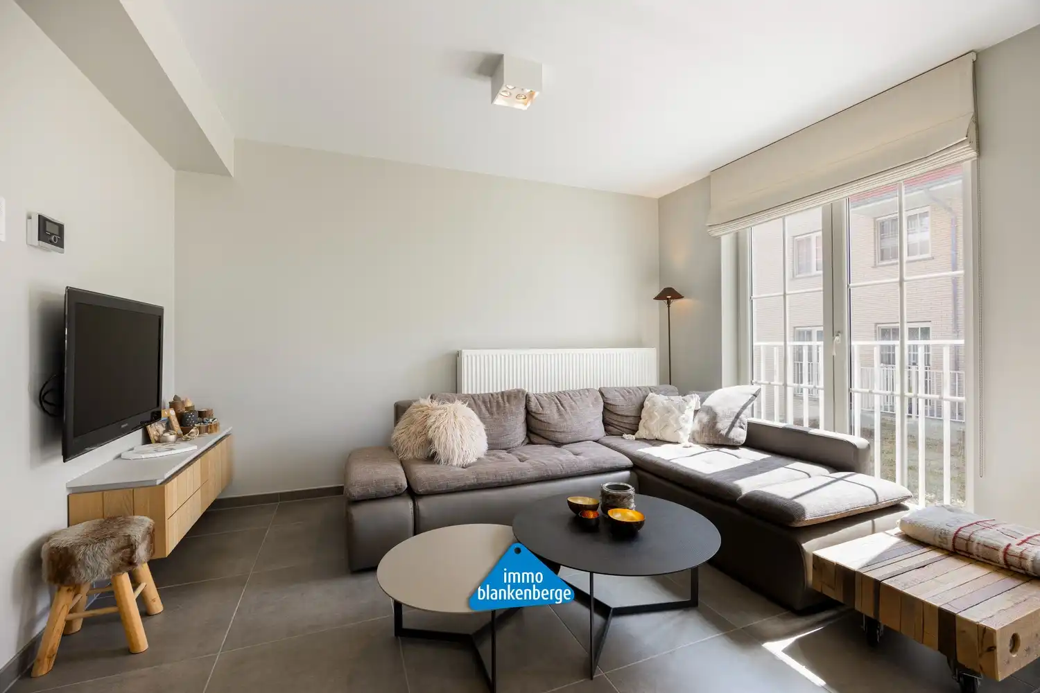 Gelijkvloers 2-slaapkamerappartement met tuin en luxe afwerking in De Haan foto 9