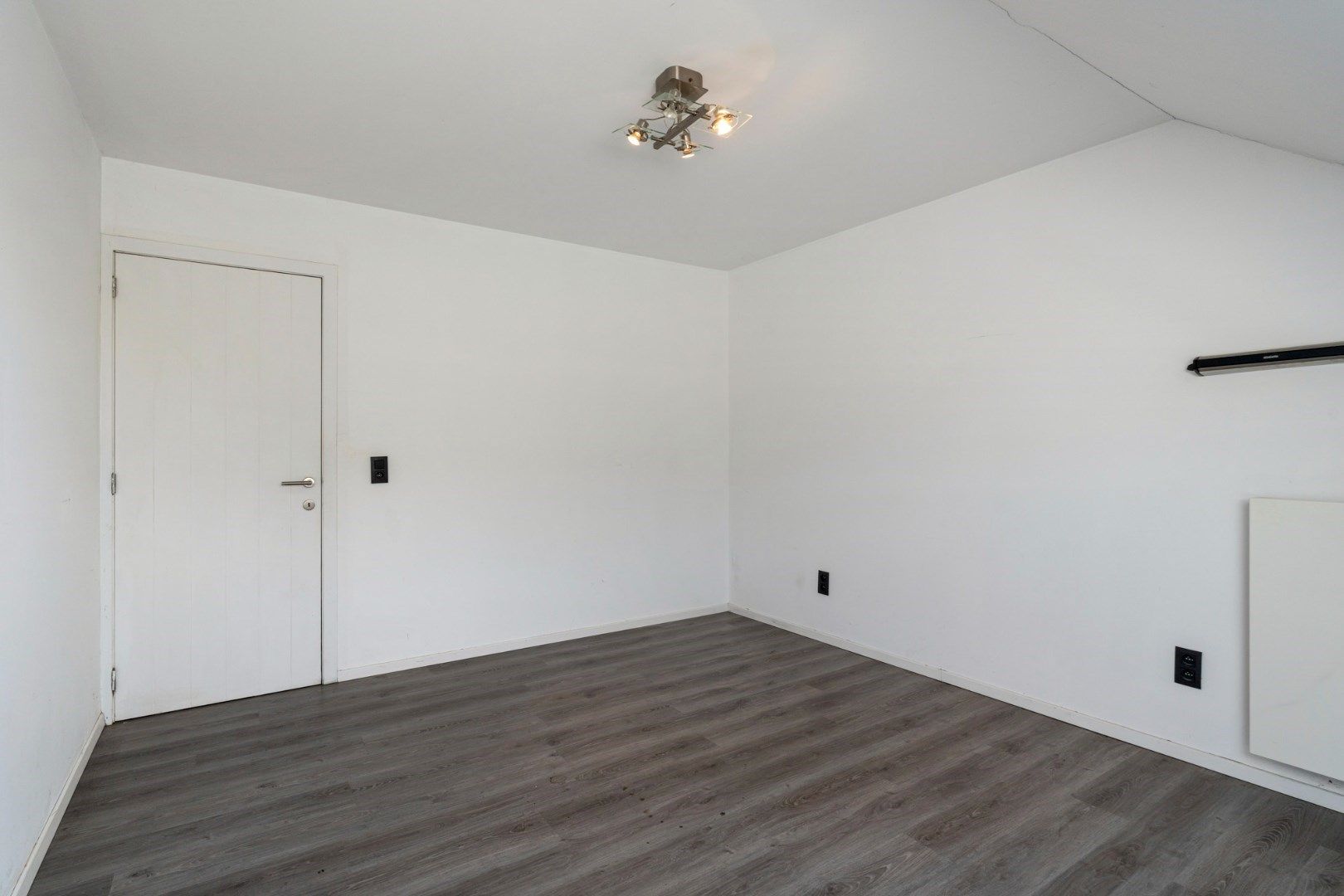 Recente, halfvrijstaande gezinswoning in een moderne bouwstijl op een ruim perceel van 11a06ca nabij de dorpskern van Tongerlo!  foto 35