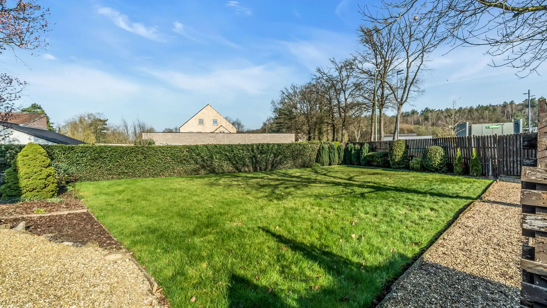 Karaktervolle open bebouwing op 10a 40 ca in As foto 26