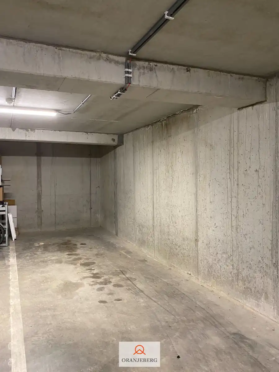 Autostaanplaats nabij Ekkergem foto 2