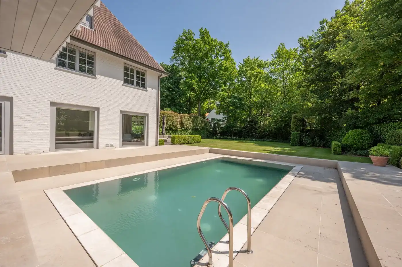 Exclusieve villa op toplocatie in het Zoute, vlak bij de Royal Zoute Golf Club foto 28