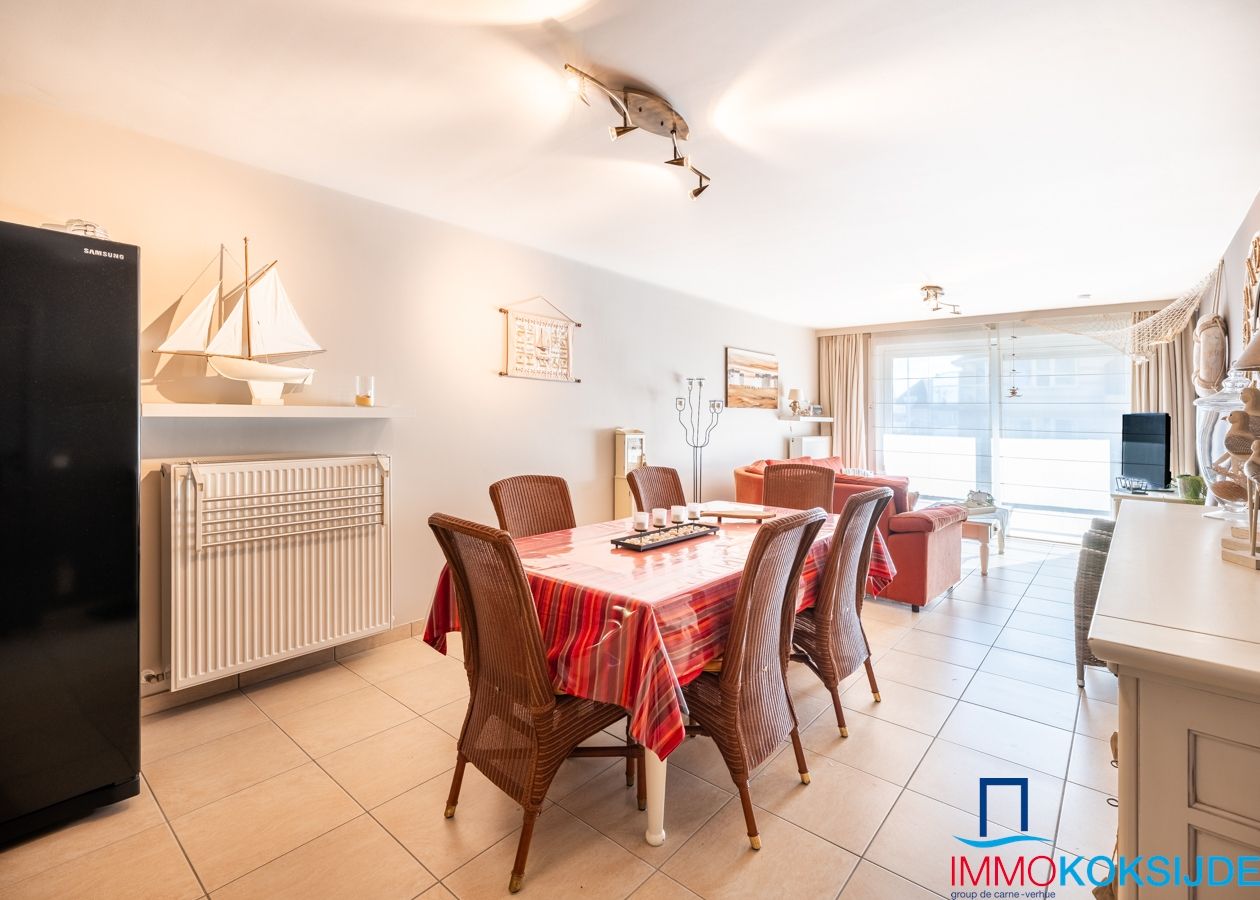 Modern volledig bemeubeld appartement met 2 slaapkamers foto 2