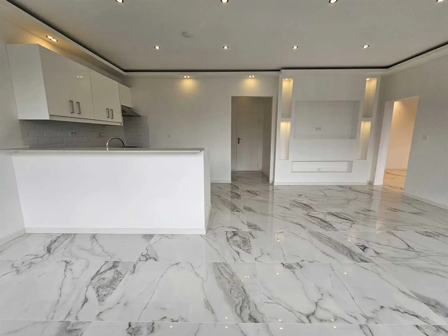 Gerenoveerd éénslaapkamer appartement in Antwerpen foto 10