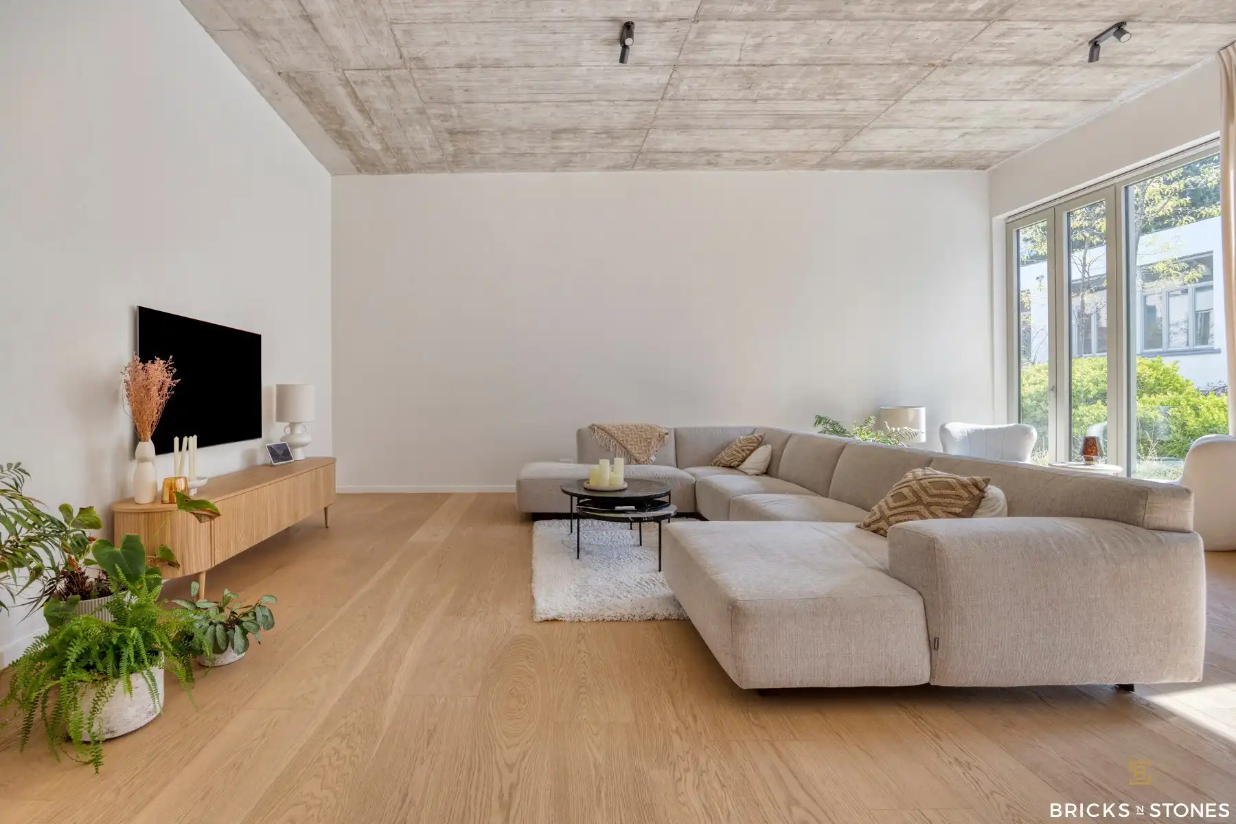 Verborgen parel: gelijkvloers appartement met terras foto 8