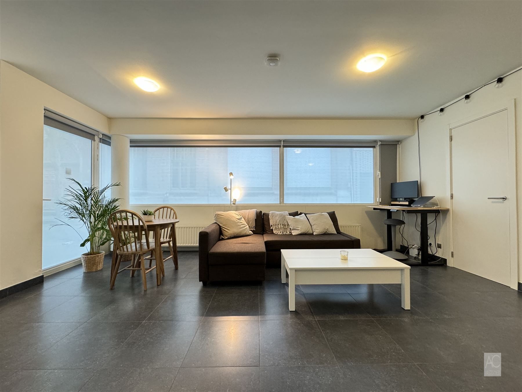 Instapklaar appartement in hartje Sint-Niklaas foto 6
