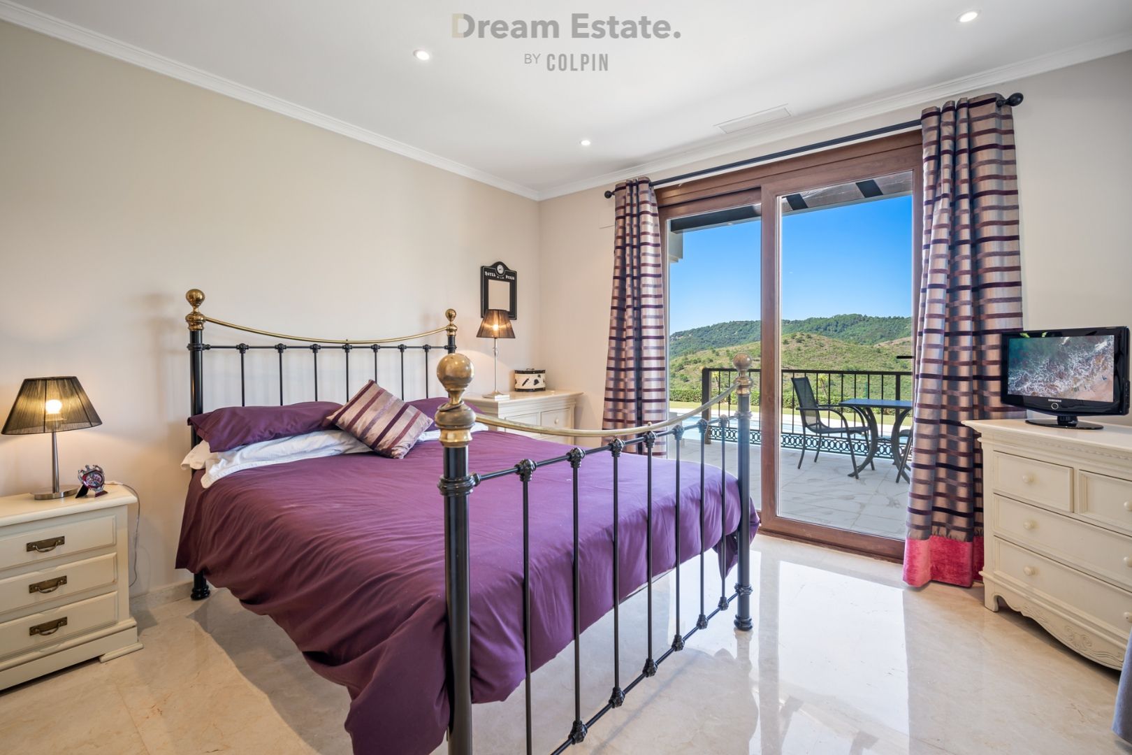 Rustig gelegen Andalusische villa te Monte Mayor met fantastische zichten.  foto 9