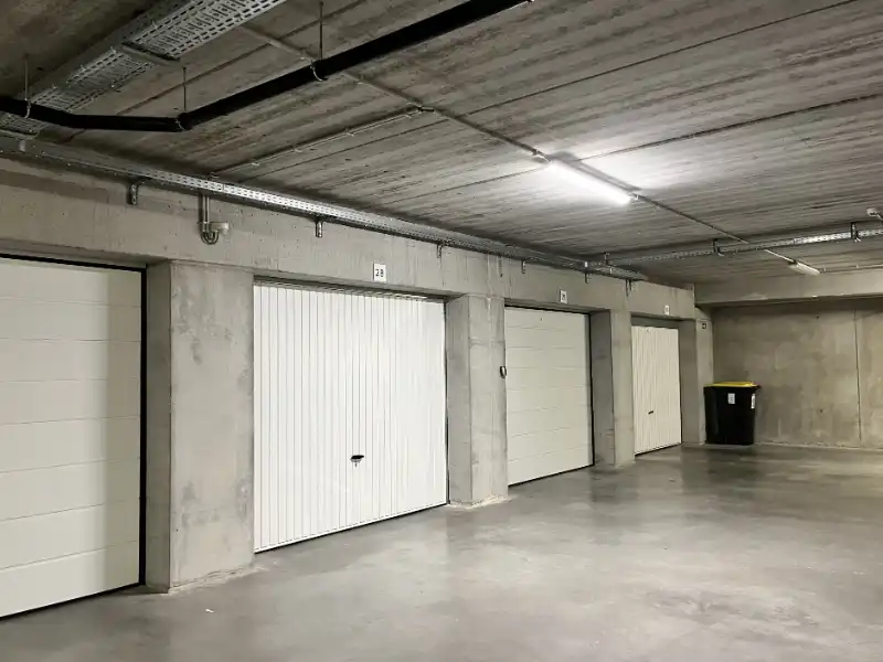 Energiezuinig 1-slpkm app. met groot terras en garage foto 16