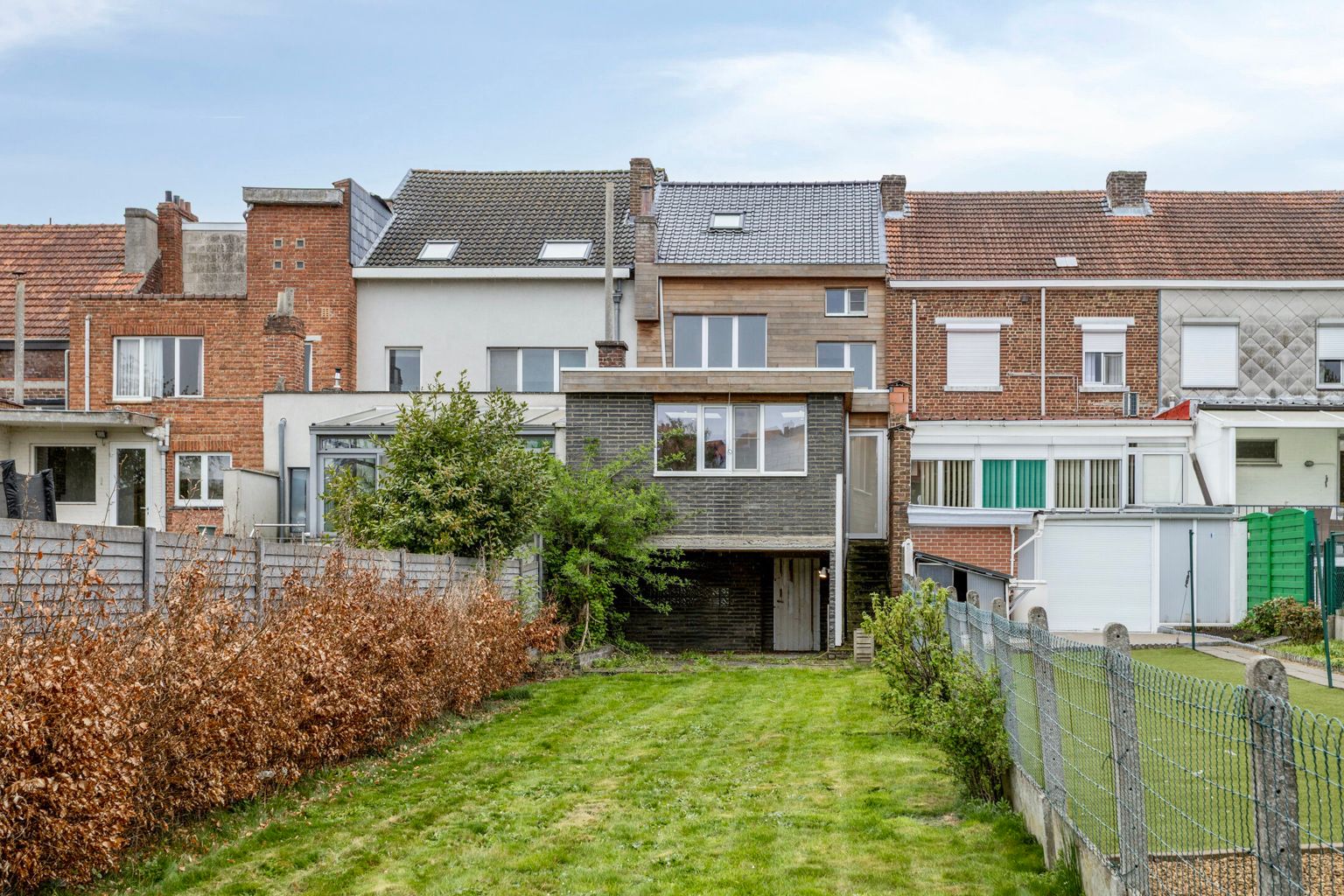 RIJWONING MET TUIN OP RUSTIGE LOCATIE VLAKBIJ DE VIANDER  foto 26