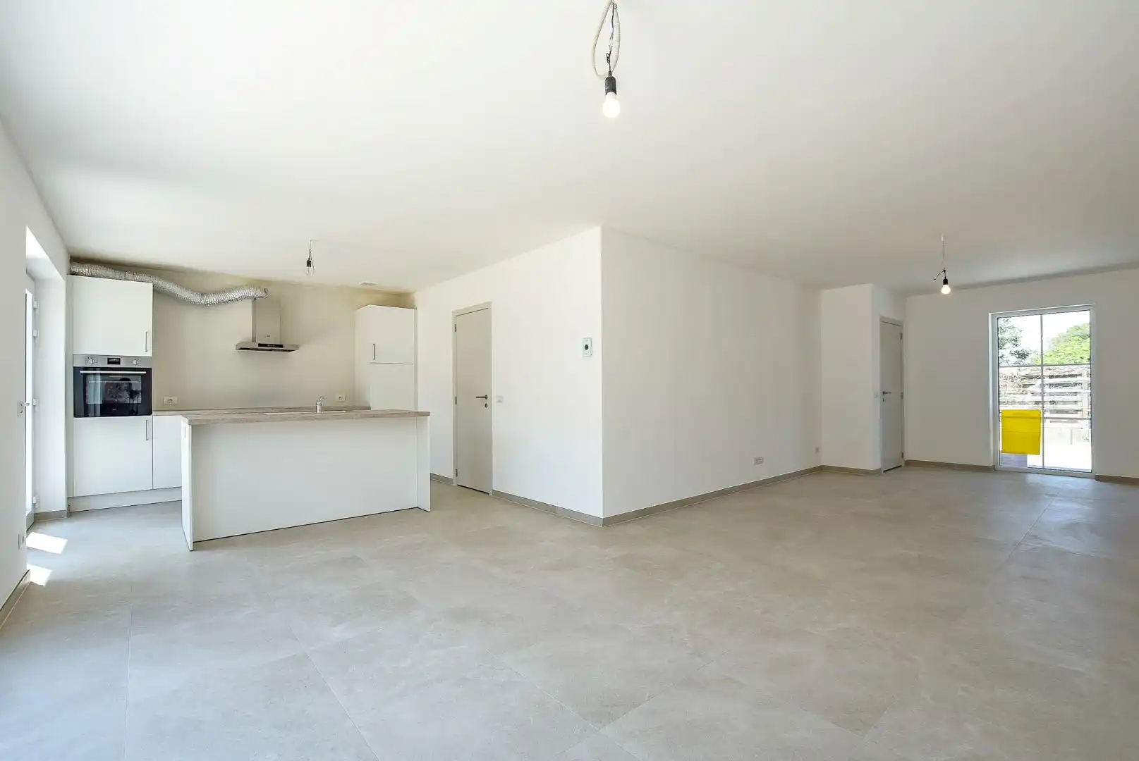 Prachtig afgewerkte nieuwbouwwoning met 4 slaapkamers te Pervijze (Diksmuide).  foto 3