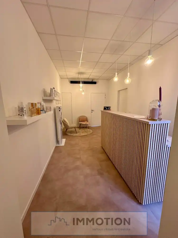 Handelspand te huur op zichtlocatie in Kortrijk! foto 4