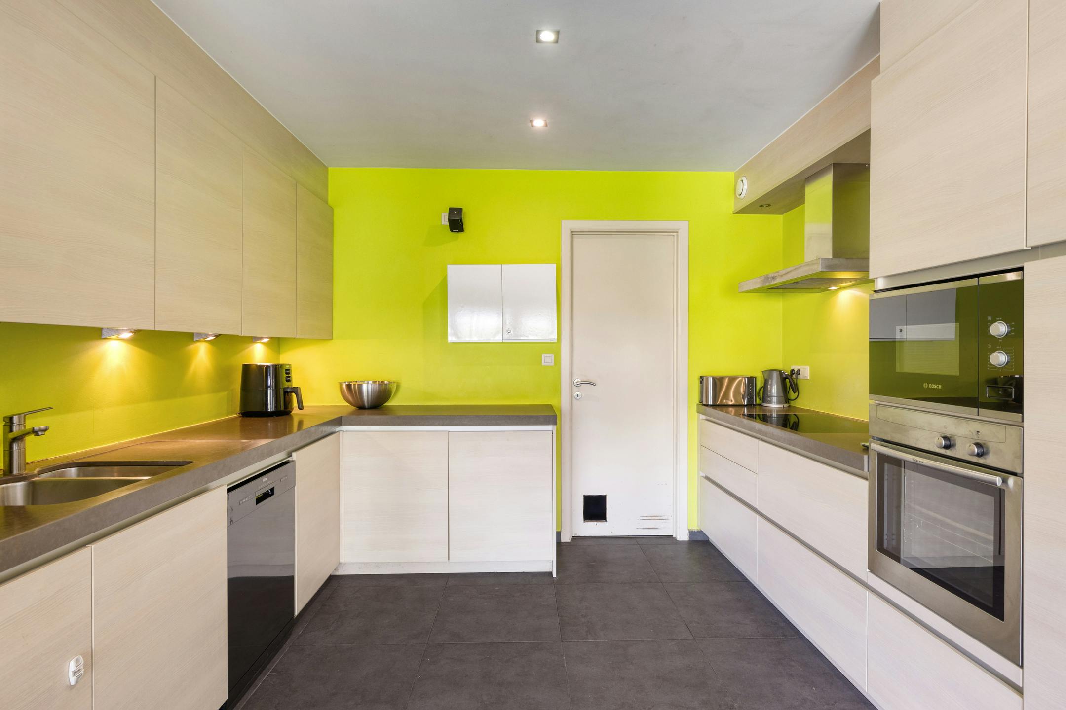 Energiezuinige woning met 6 slaapkamers te Sint-Katelijne-Waver foto 3