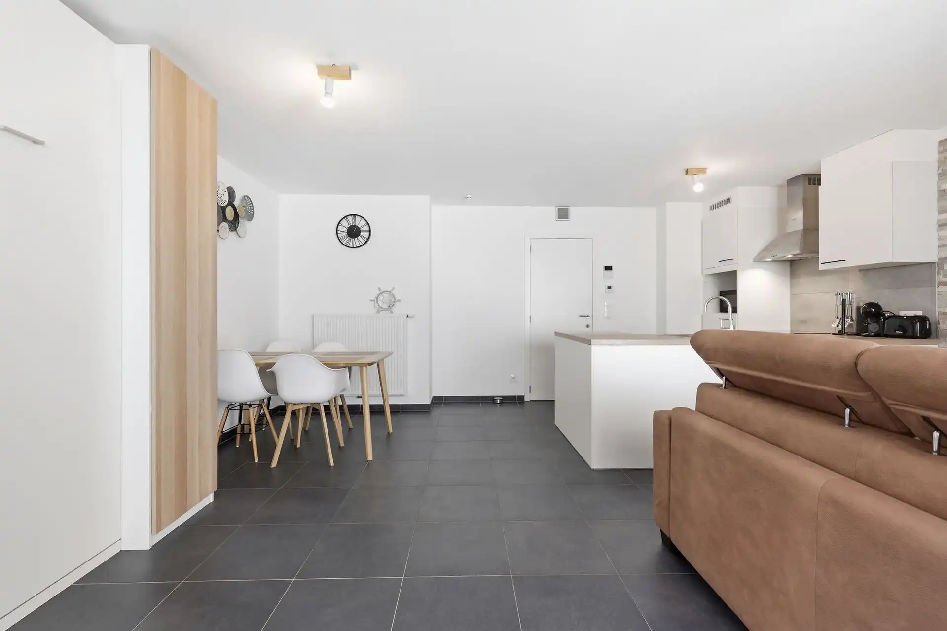 CENTRUM / GELIJKSVLOERS foto 2