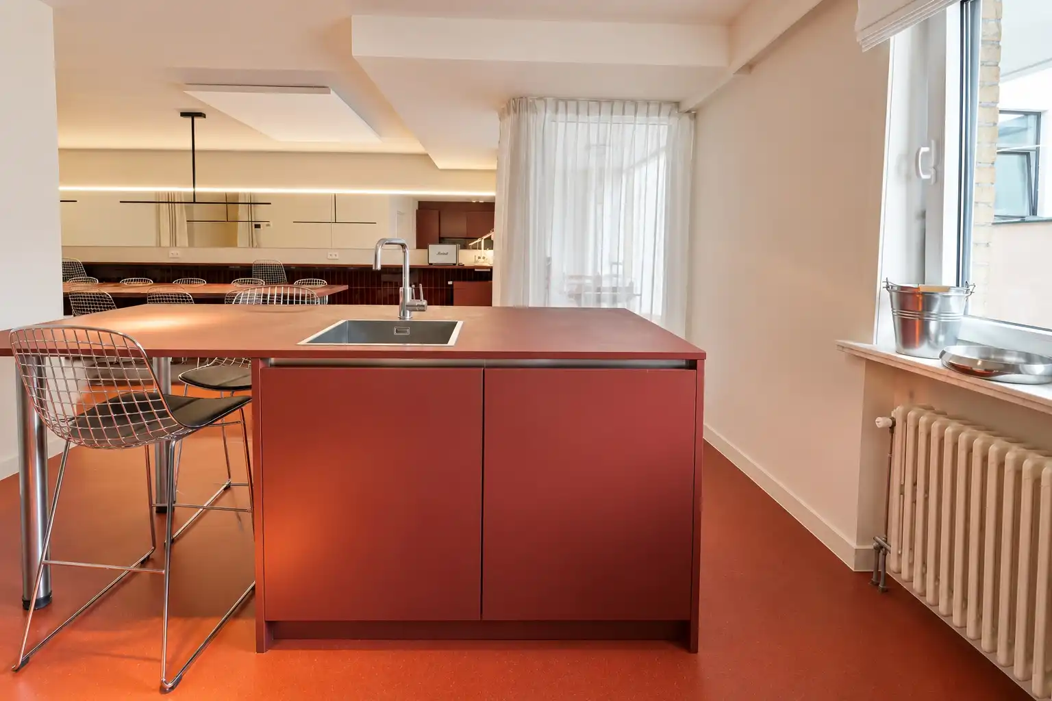 All-in polyvalente ruimte met gemeenschappelijke keuken foto 4