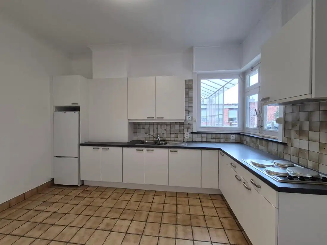 Leuk opgefrist appartement te Hasselt foto 8