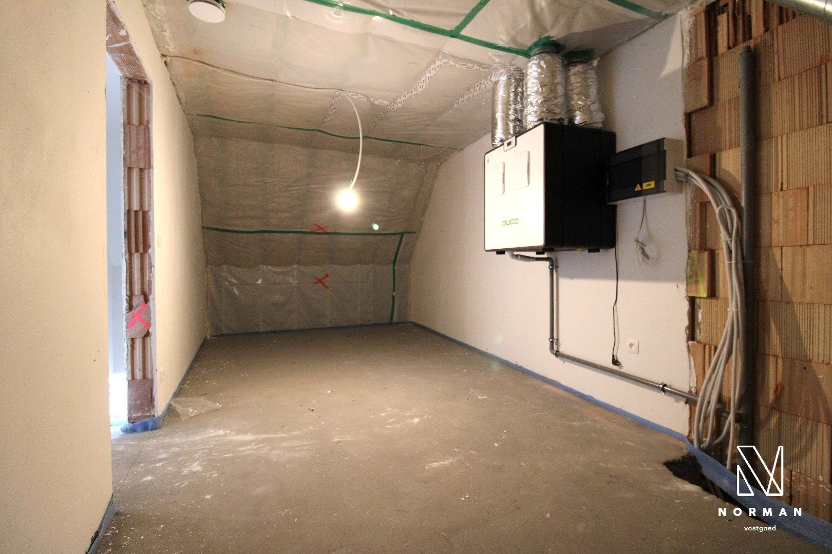 Nieuwbouwwoning met 5 kamers, inpandige garage en prachtig uitzicht foto 14