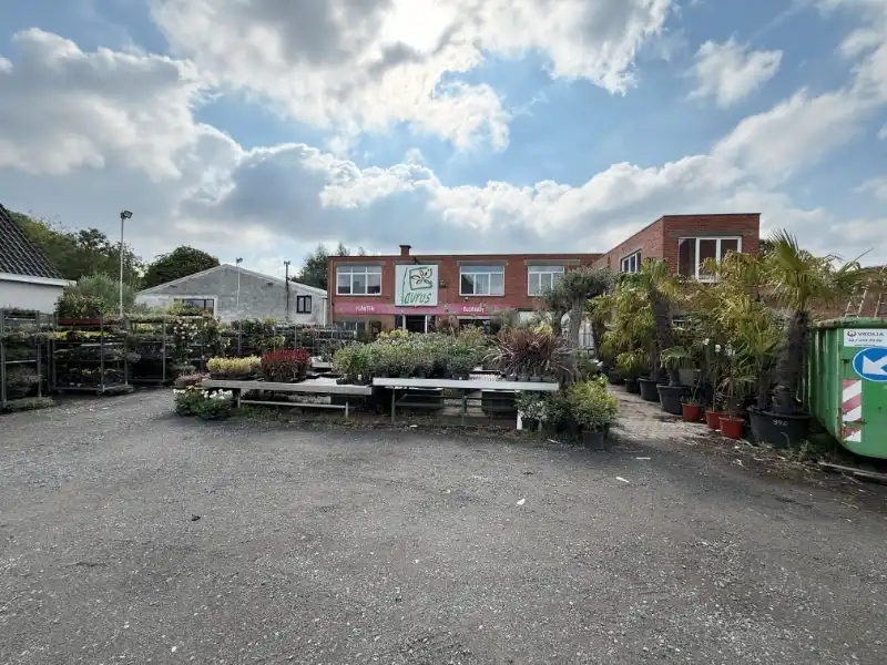 Sint-Niklaas: TE KOOP Handelspand met ontwikkelingspotentieel foto 2