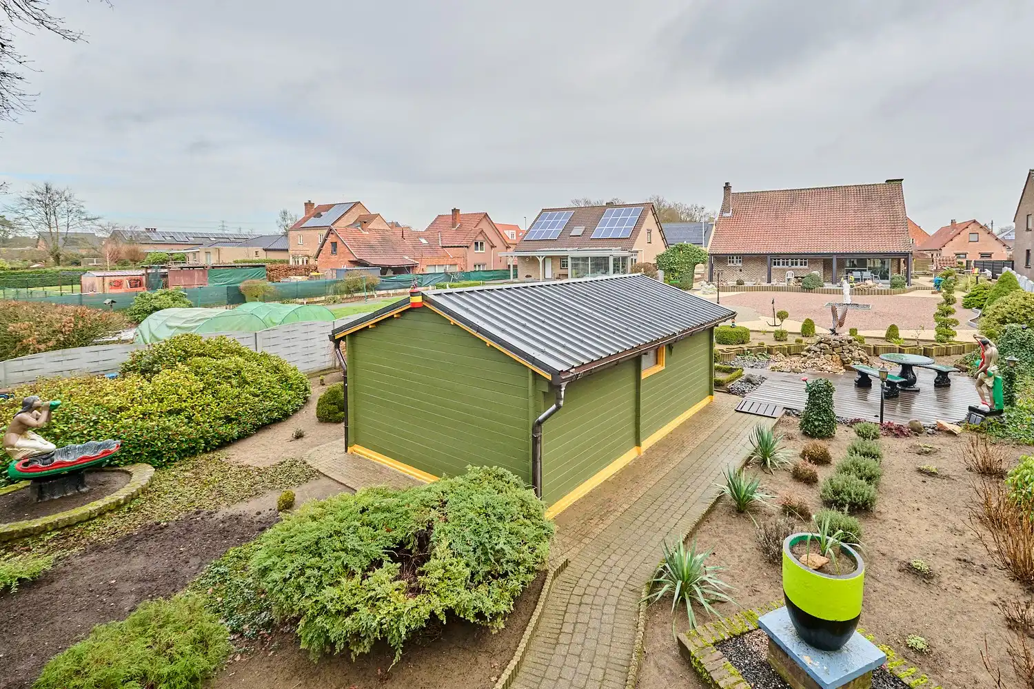 Goed onderhouden woning op ruim perceel in een bosrijke omgeving te Beringen. foto 23