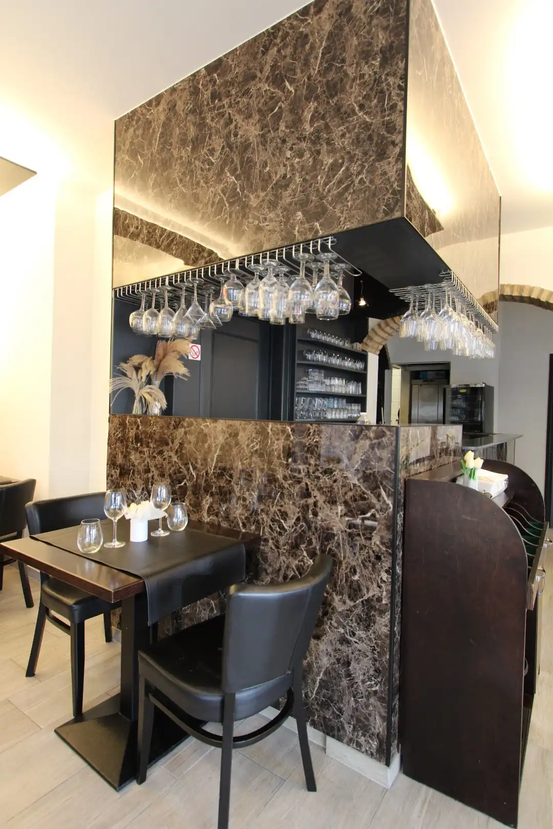 Verhuurd HOEK restaurant Kardinaal Mercierstraat 18 Heist te koop foto 5