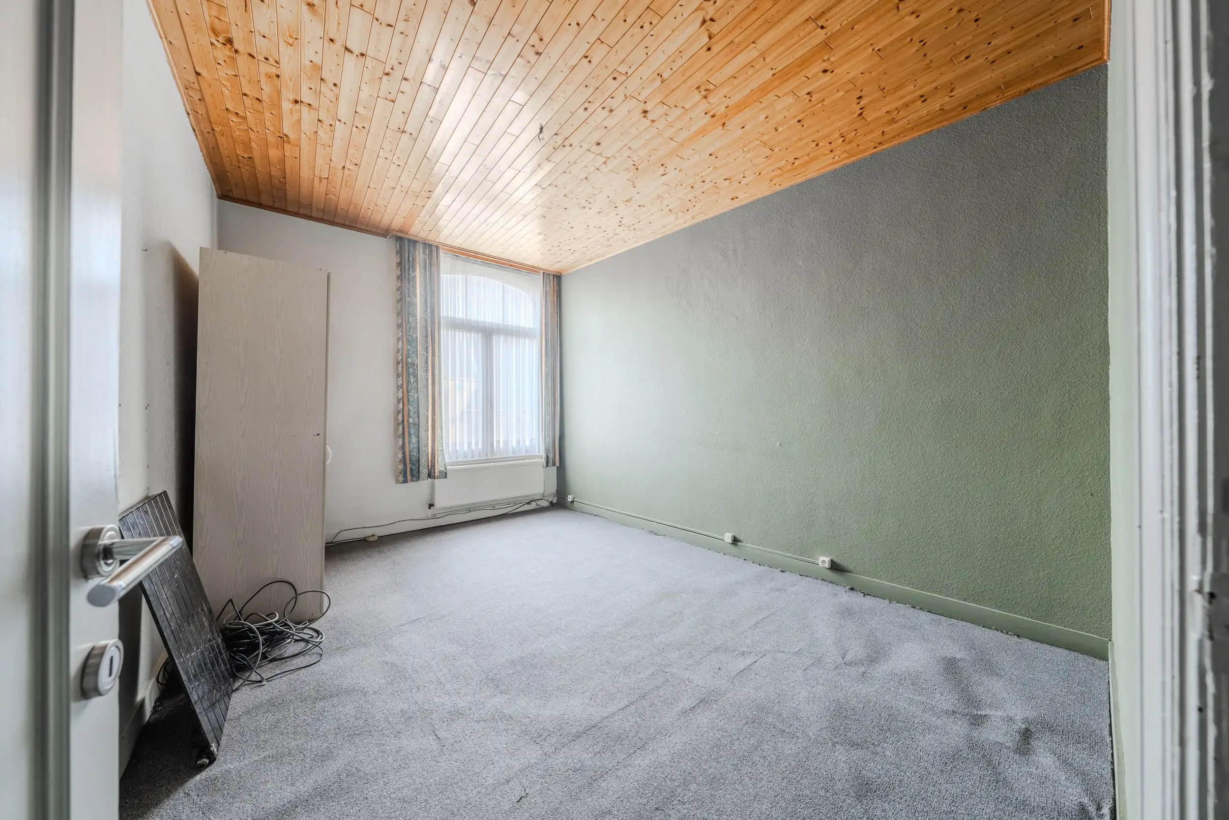 Goed gelegen handelspand met veel potentieel in Lombardsijde foto 20