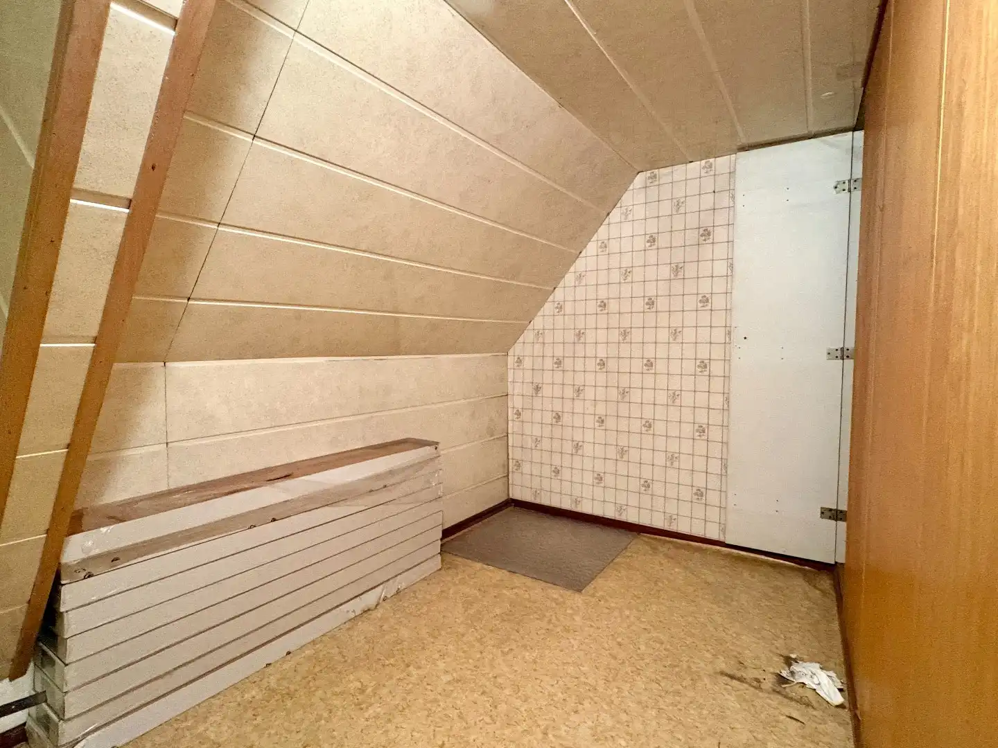 Starterswoning te koop in Heule met conforme elektriciteit foto 13