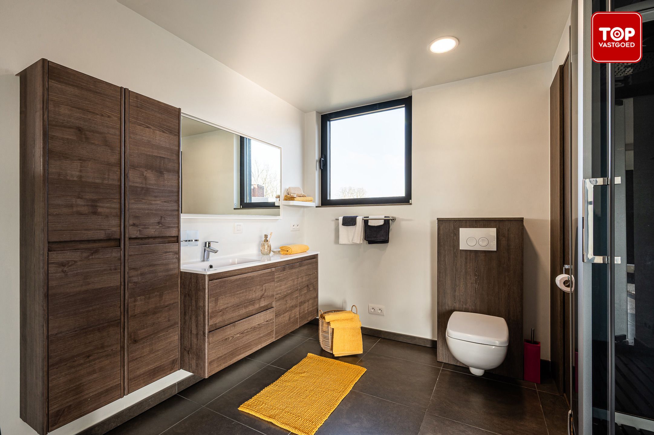 Energiezuinige en lichtrijke penthouse met 3 terrassen en prachtig uitzicht foto 15